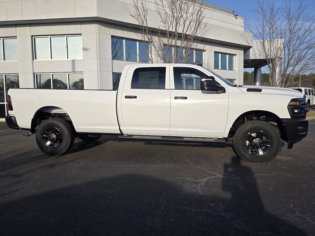 New 2026 Ram 2500 TRADESMAN CREW CAB 4X4 8' BOX Pickup
