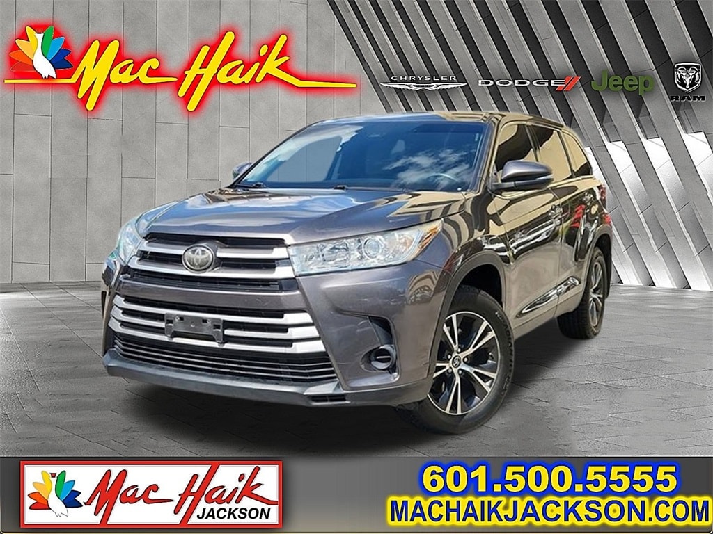 Used 2019 Toyota Highlander LE Sport Utility