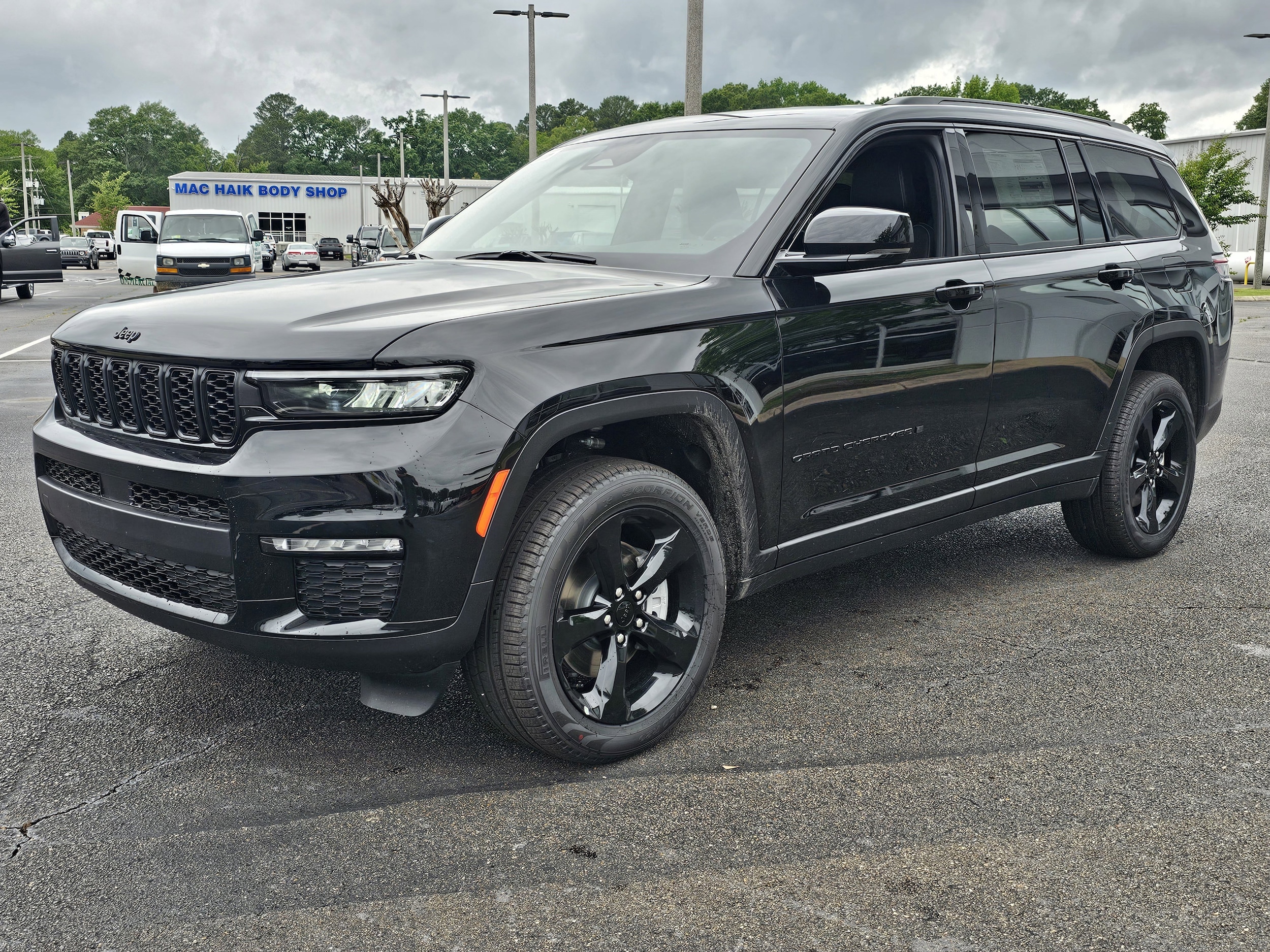 2025 Jeep Grand Cherokee L Limited's photo
