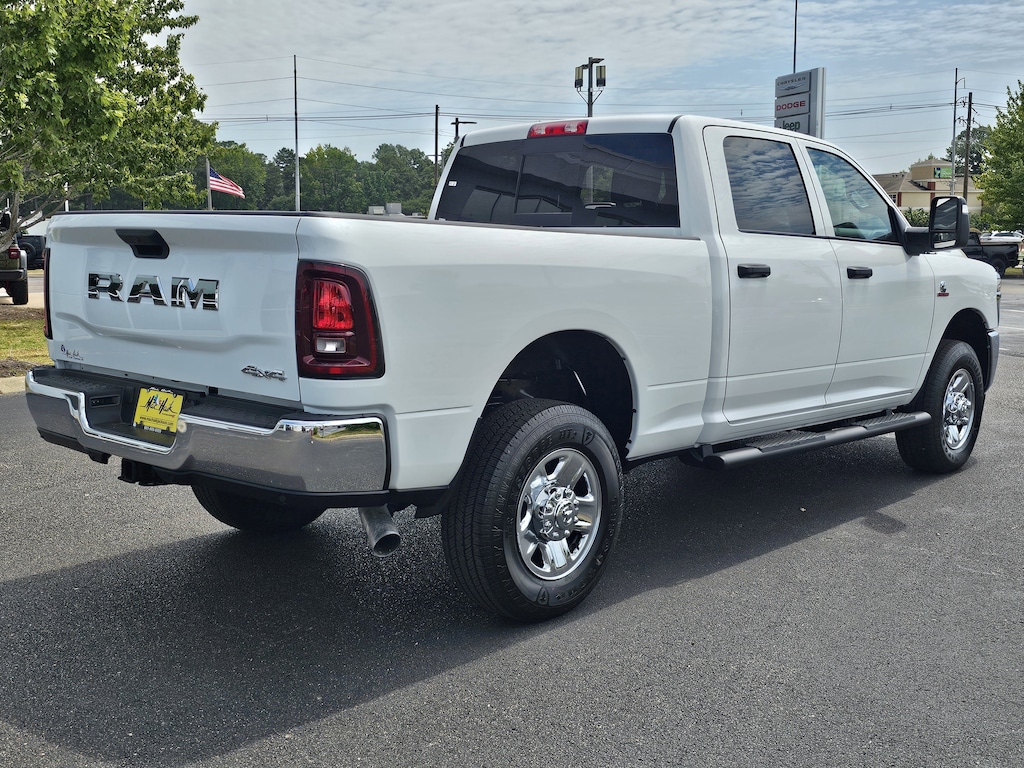 New 2026 Ram 2500 TRADESMAN CREW CAB 4X4 6'4 BOX Pickup