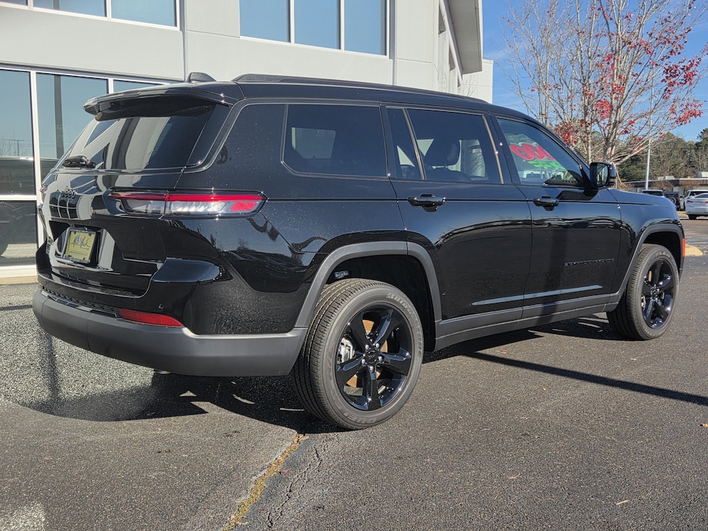 New 2025 Jeep Grand Cherokee L ALTITUDE X 4X2 Sport Utility