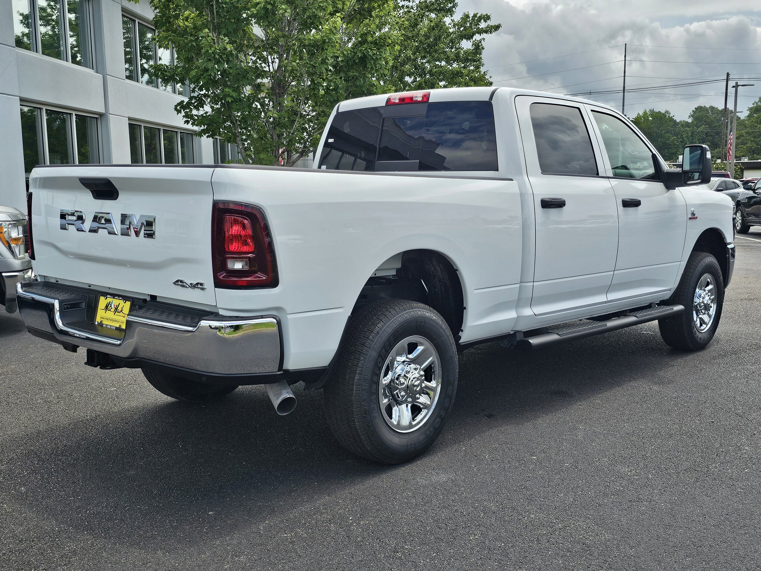 2025 Ram 2500 Tradesman photo 4