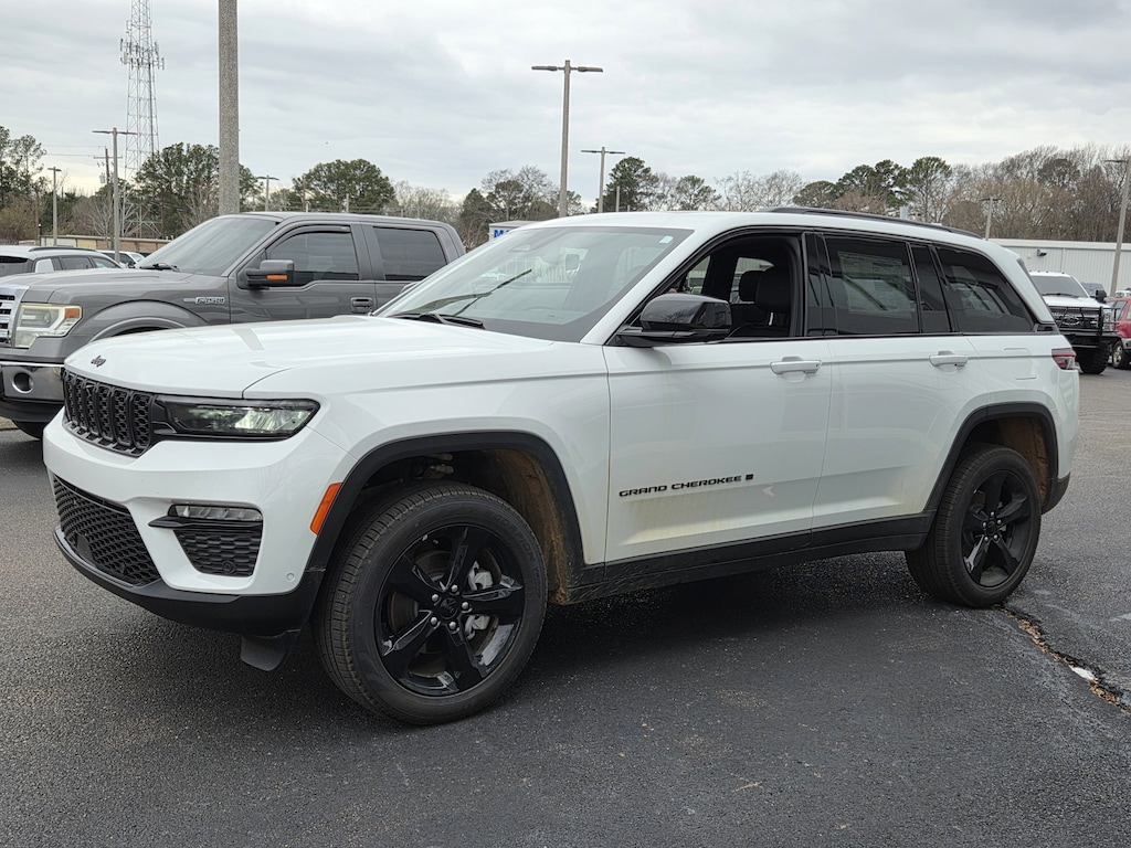 New 2025 Jeep Grand Cherokee LIMITED 4X2 Sport Utility