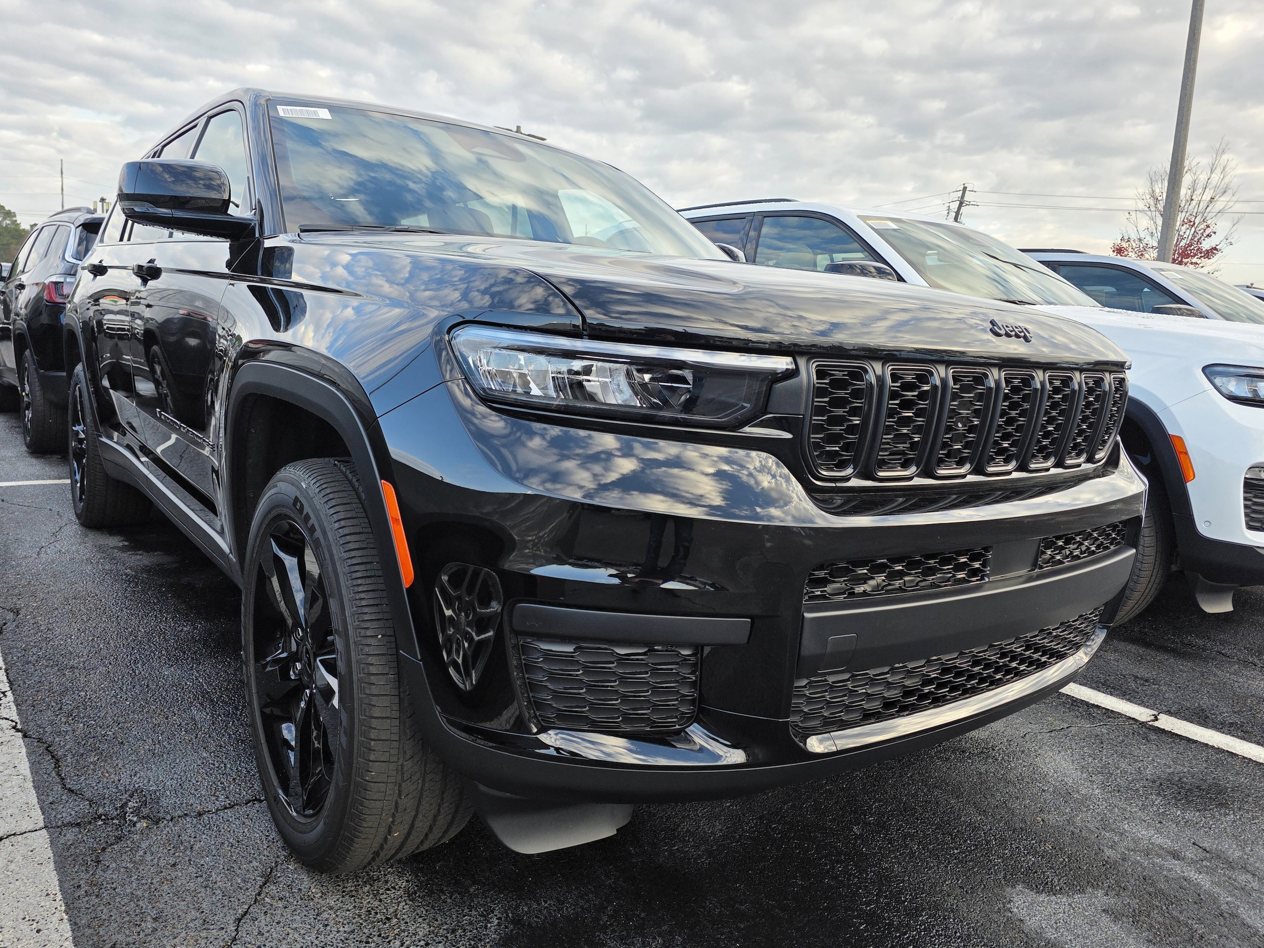 2025 Jeep Grand Cherokee L Altitude's photo