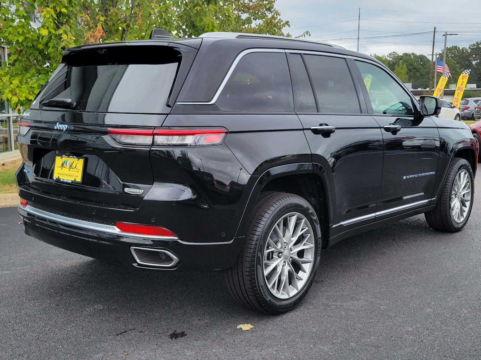 2024 Jeep Cherokee 4xe Summit photo 4