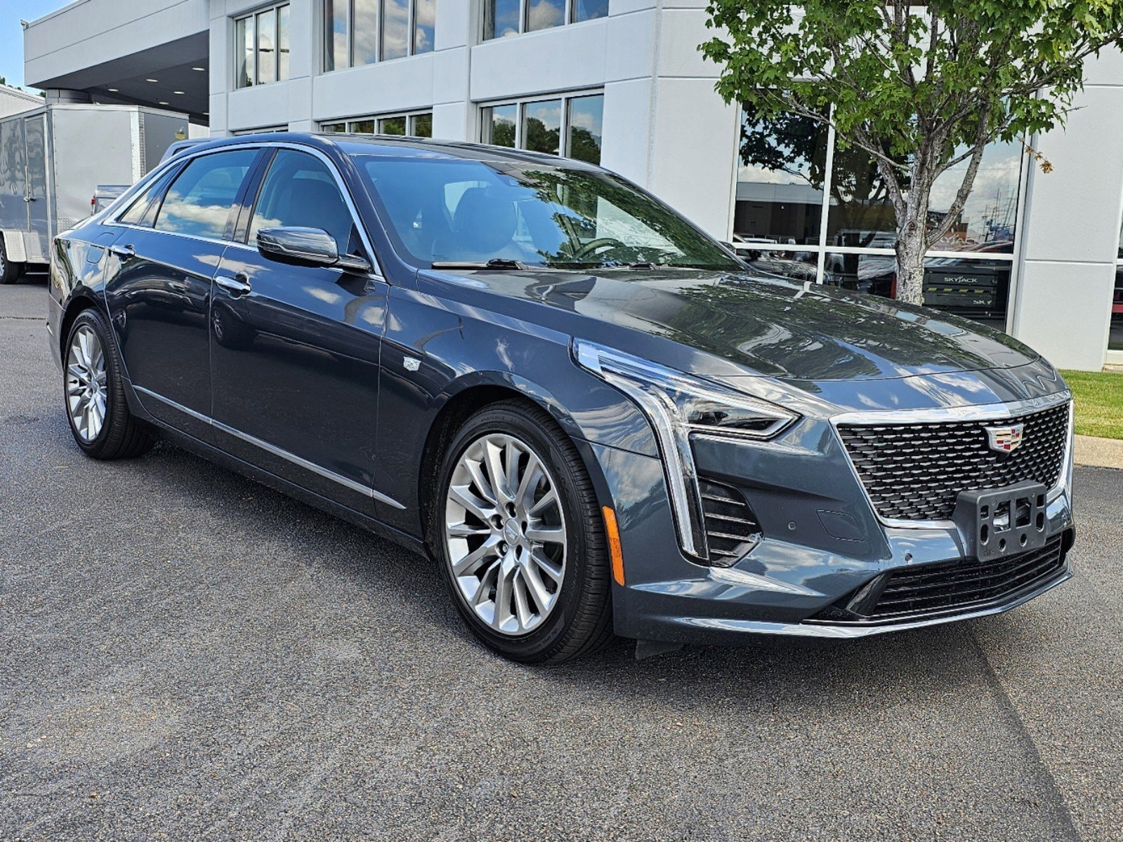 Used 2020 Cadillac CT6 Luxury with VIN 1G6KB5RS5LU107923 for sale in Jackson, MS