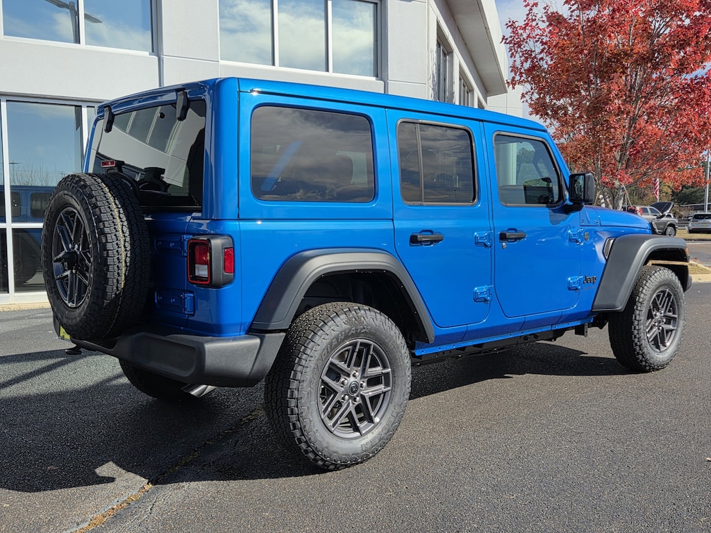 New 2026 Jeep Wrangler 4-DOOR SPORT S Sport Utility