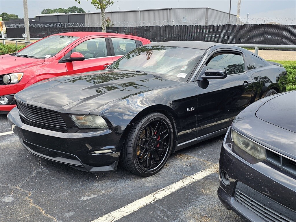 2012 Ford Mustang GT photo 4