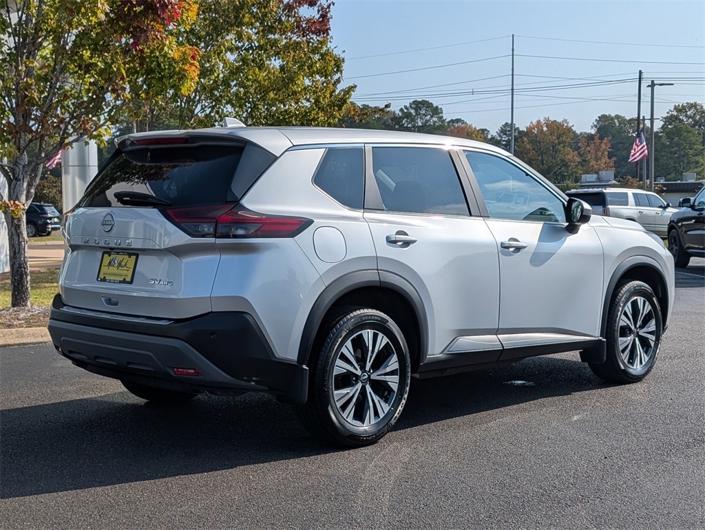 Used 2023 Nissan Rogue SV Sport Utility