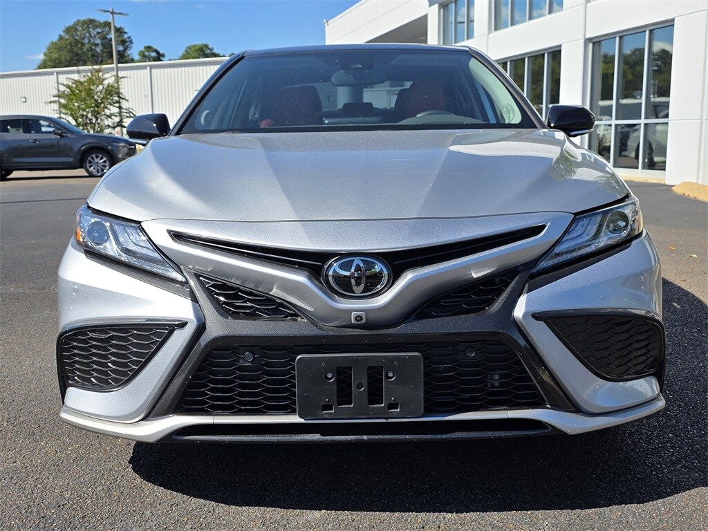2024 Toyota Camry XSE V6 photo 2