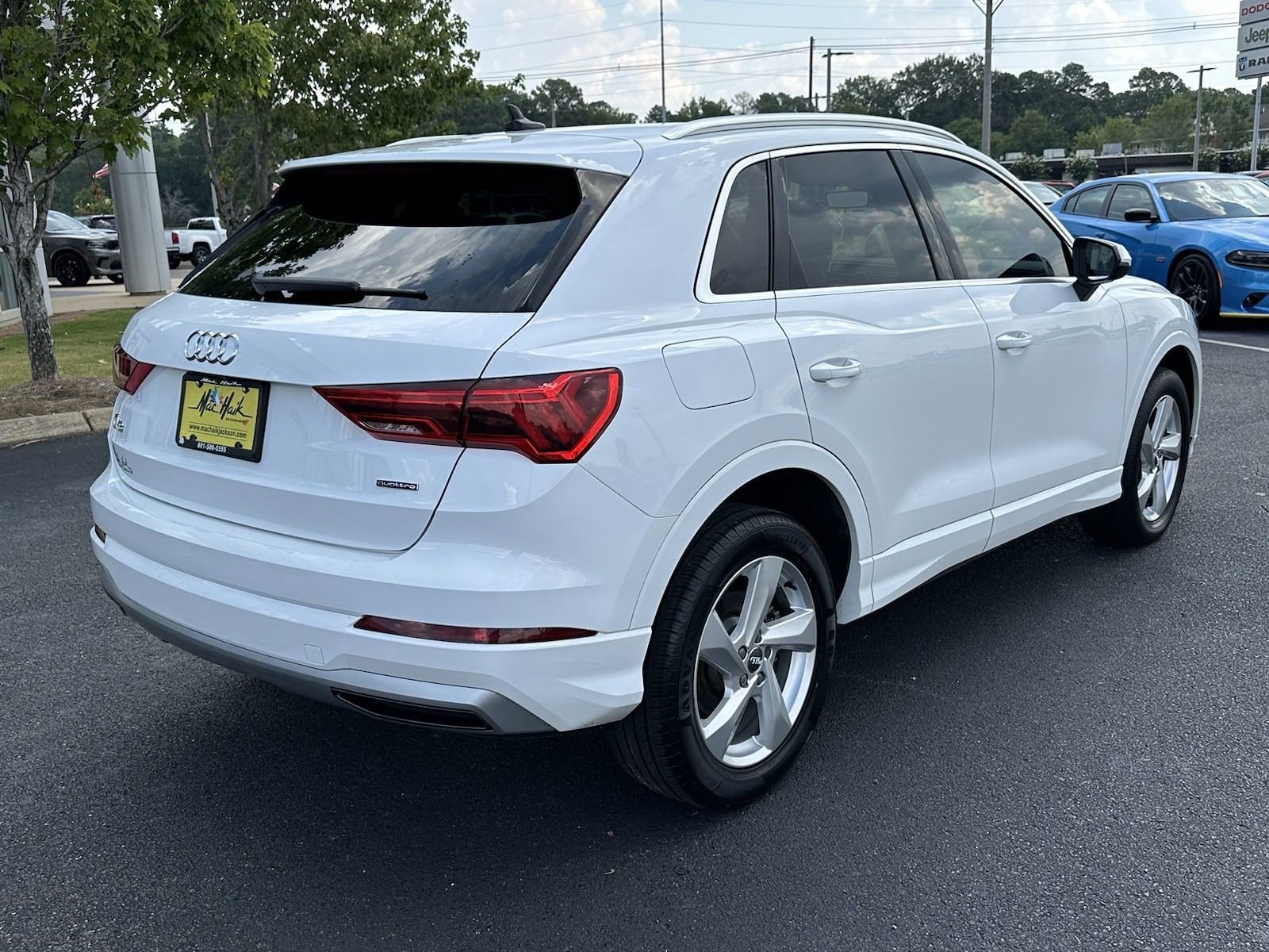 Used 2020 Audi Q3 Premium with VIN WA1AECF32L1032904 for sale in Jackson, MS