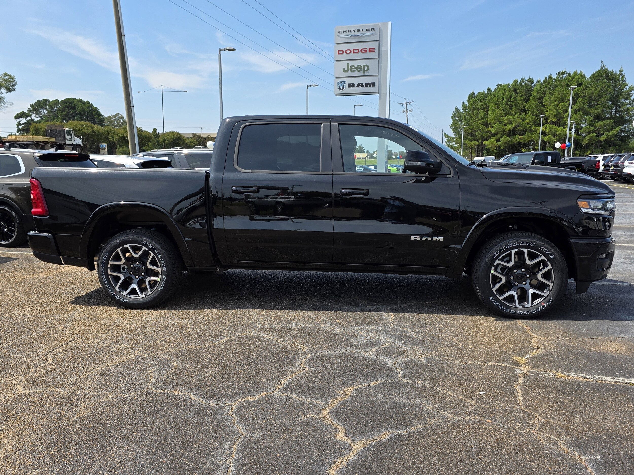 2026 Ram 1500 Laramie photo 3