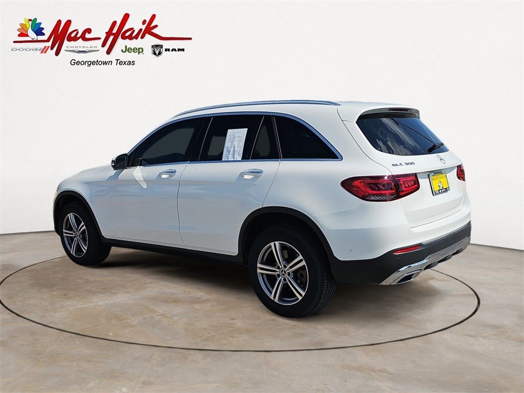 2022 Mercedes Benz GLC 300 photo 3
