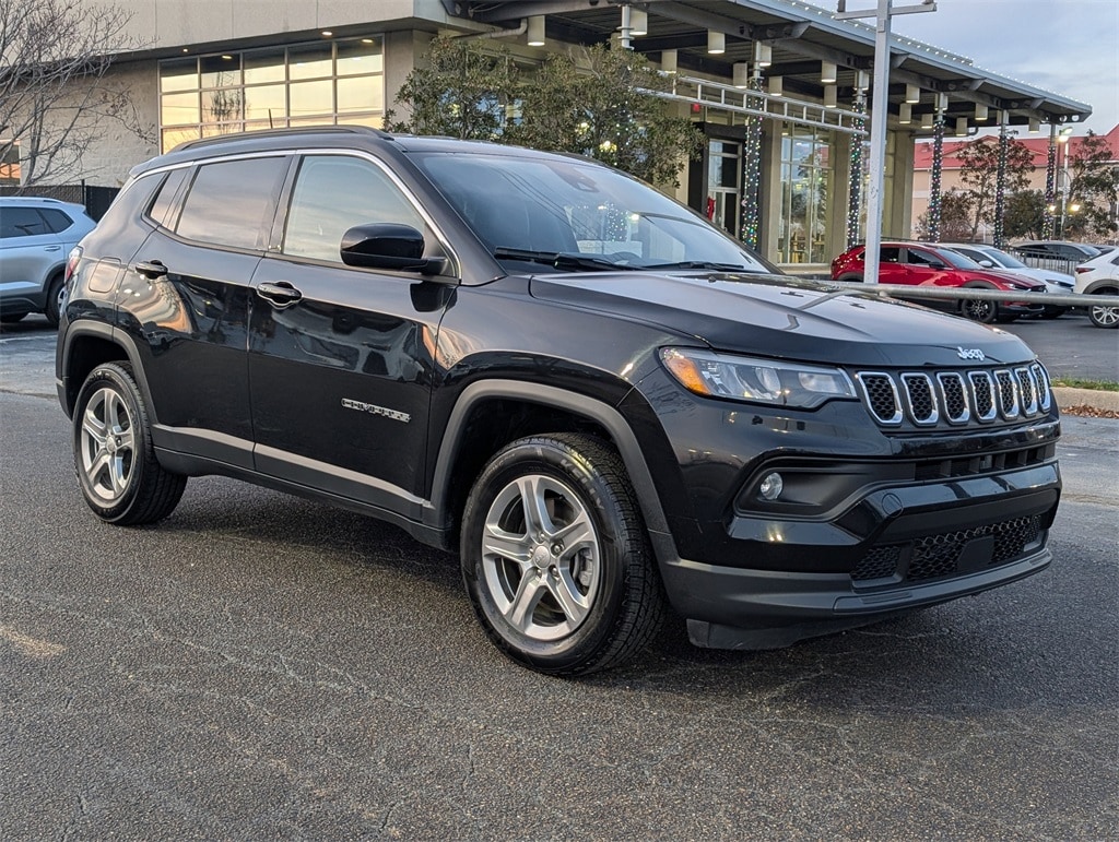 2024 Jeep Compass Latitude's photo