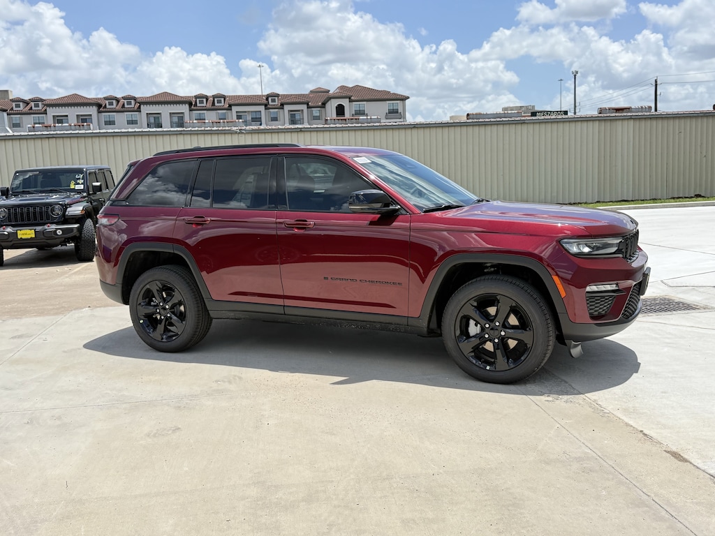 New 2025 Jeep Grand Cherokee LIMITED 4X2 Sport Utility