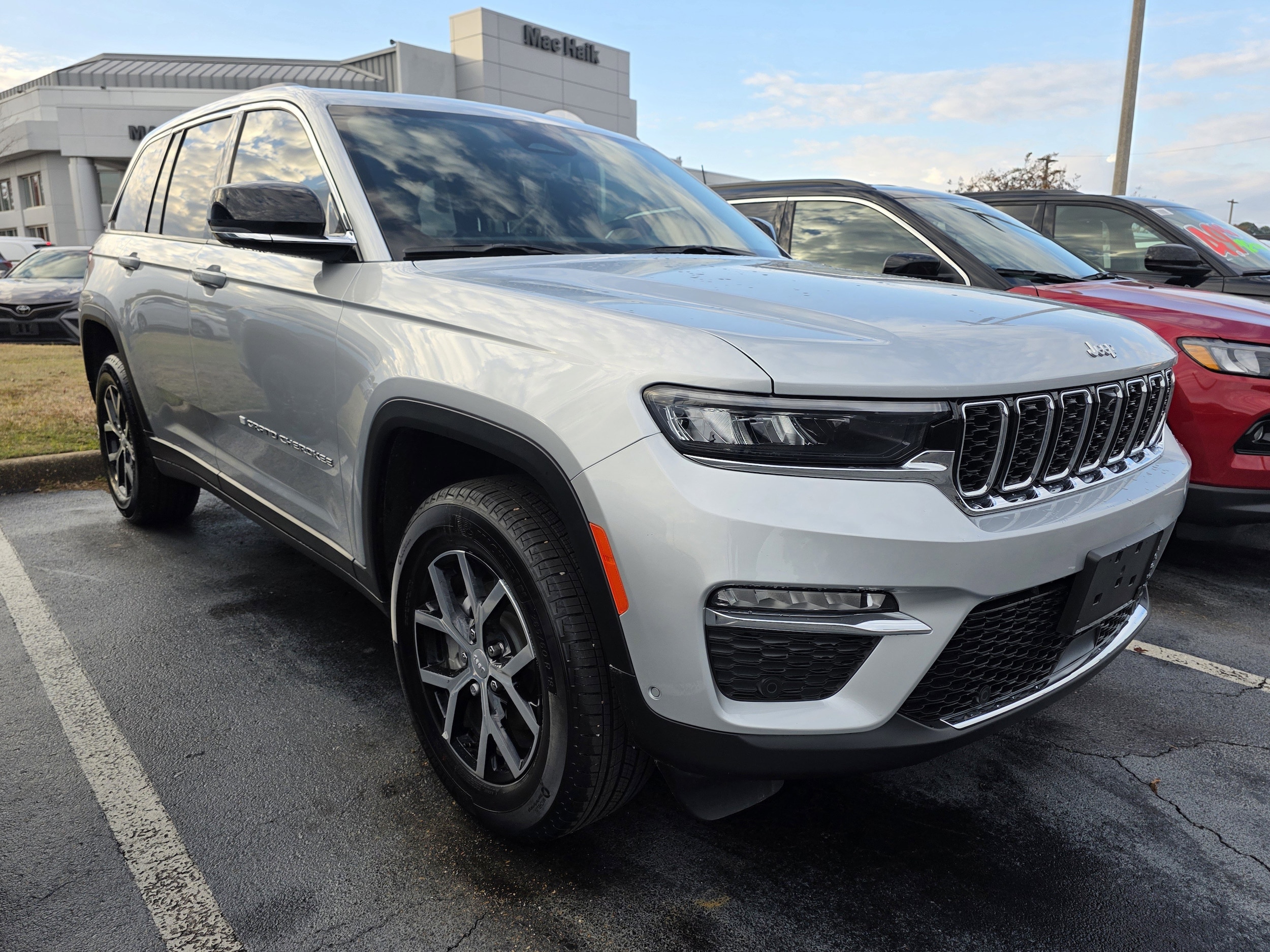 2025 Jeep Grand Cherokee Limited's photo
