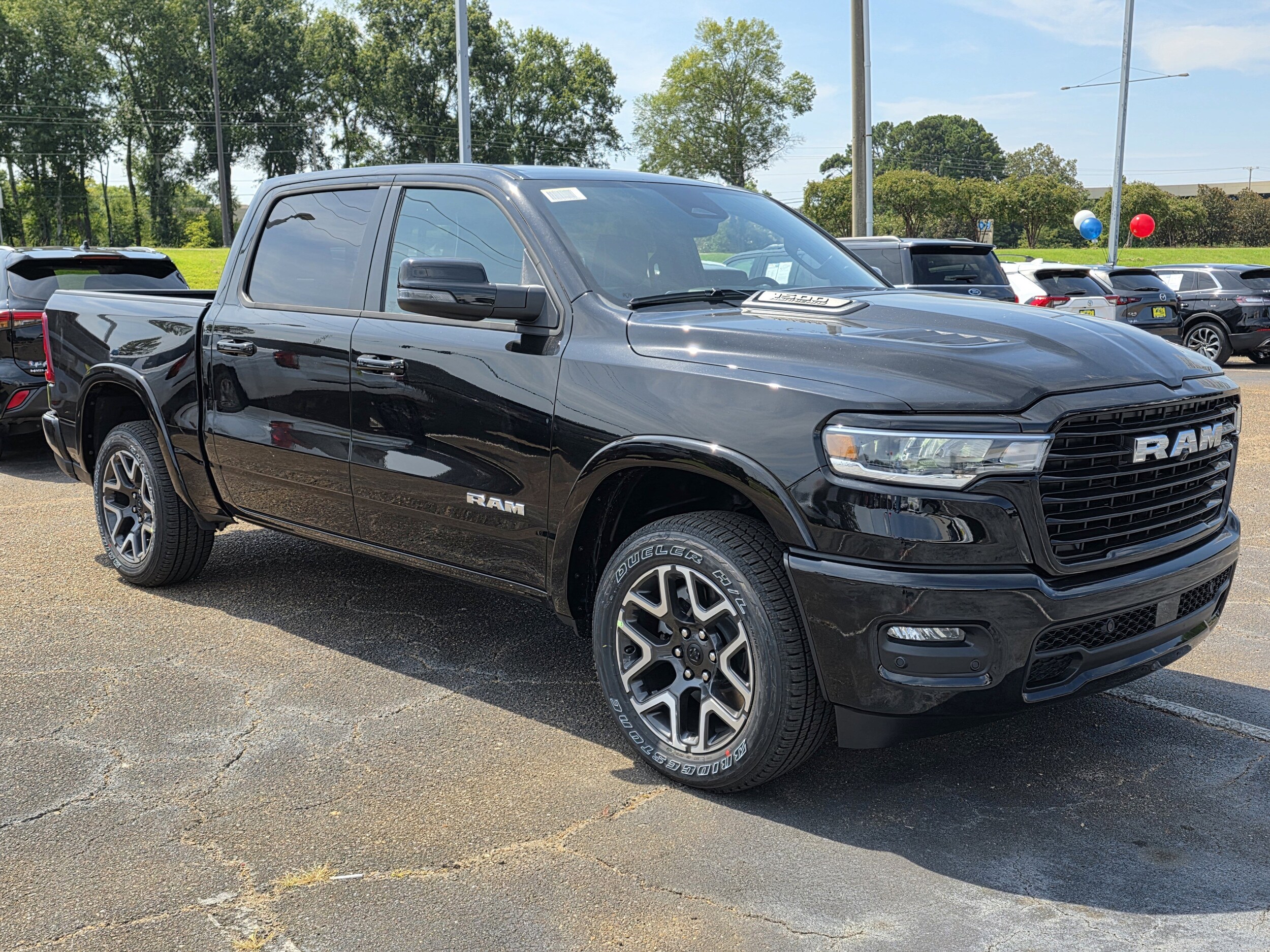 2026 Ram 1500 Laramie photo 4