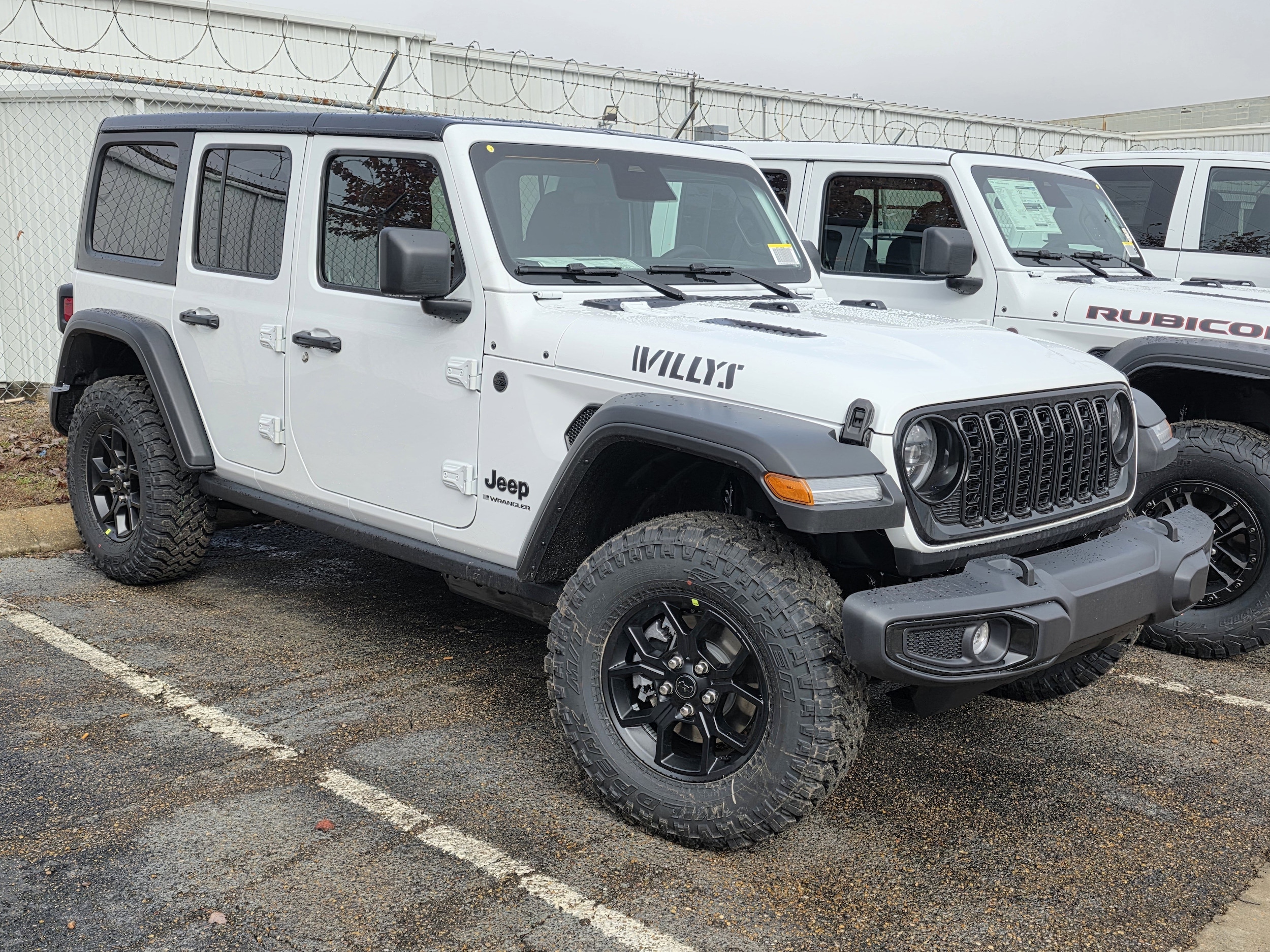 2026 Jeep Wrangler 4-Door Willys's photo