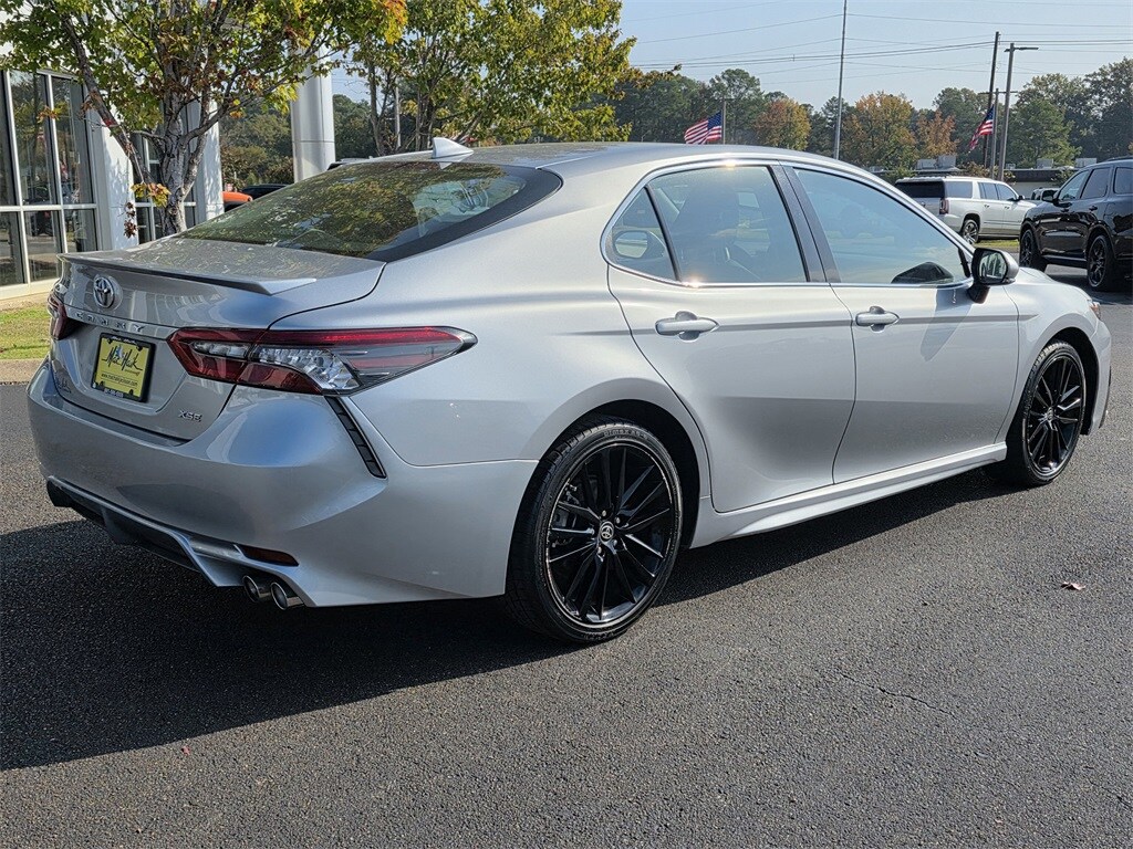 2023 Toyota Camry XSE photo 3