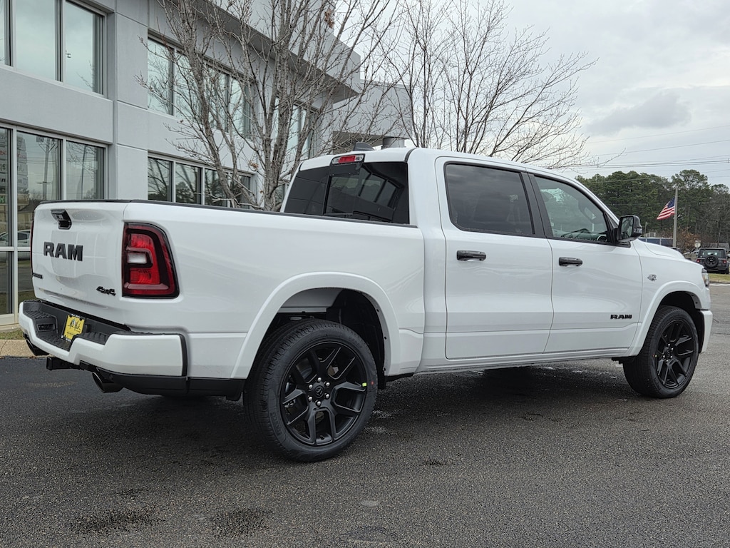 New 2026 Ram 1500 LARAMIE CREW CAB 4X4 5'7 BOX Pickup