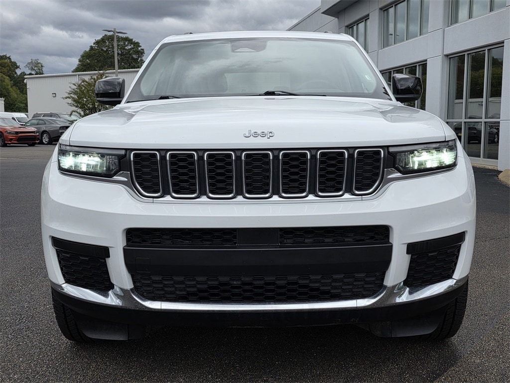Used 2023 Jeep Grand Cherokee L Laredo Sport Utility