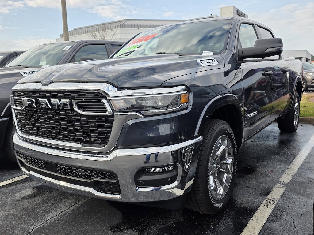 New 2026 Ram 1500 BIG HORN CREW CAB 4X4 5'7 BOX Pickup