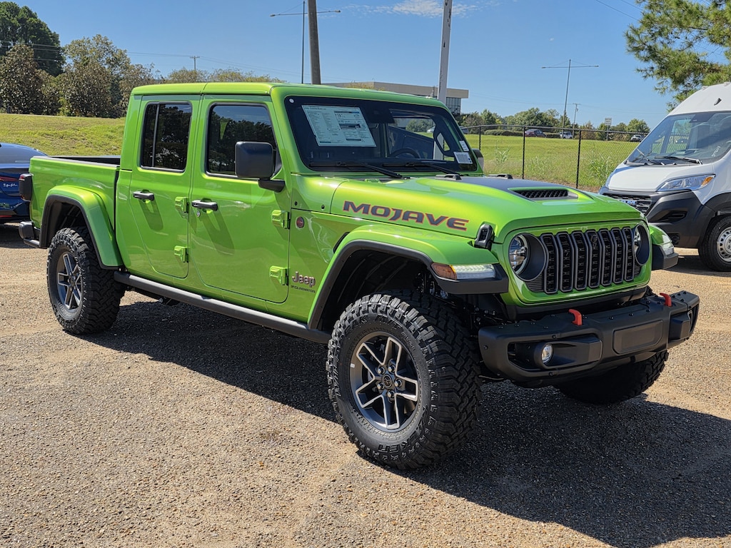New 2025 Jeep Gladiator MOJAVE X 4X4 Pickup