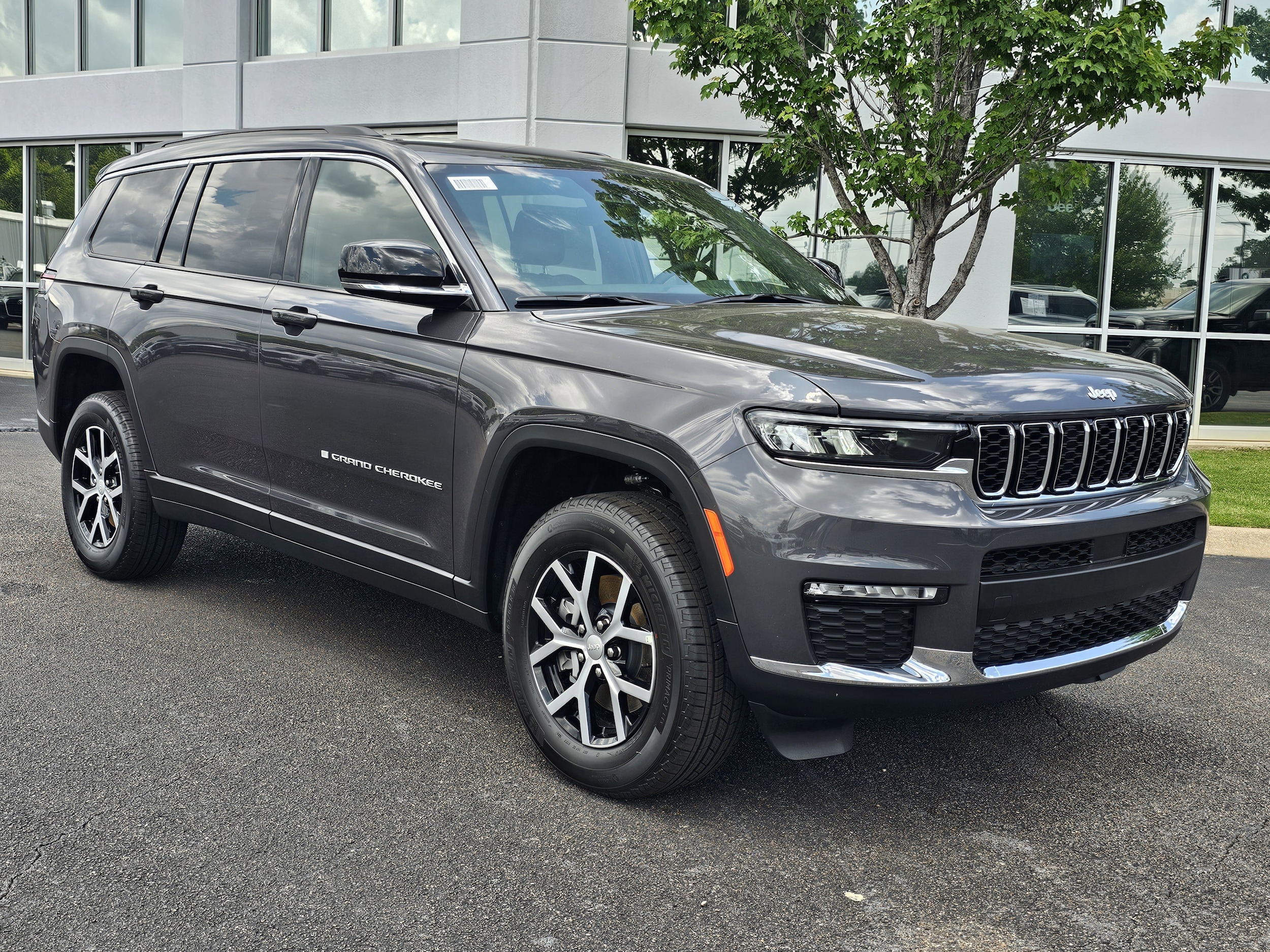 2025 Jeep Grand Cherokee Sport Utility 