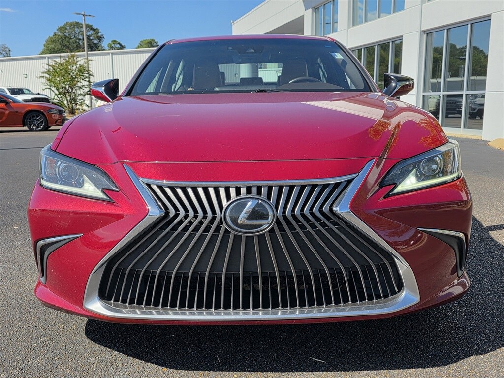 2021 Lexus ES 250 photo 2