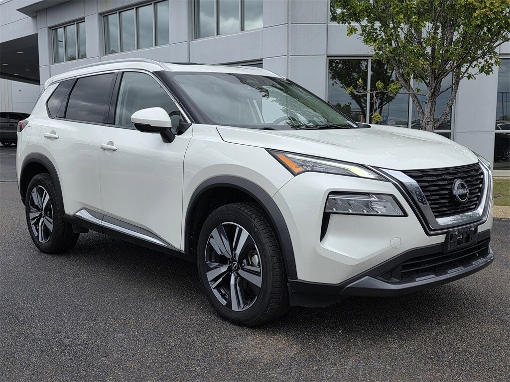 Used 2023 Nissan Rogue SL Sport Utility