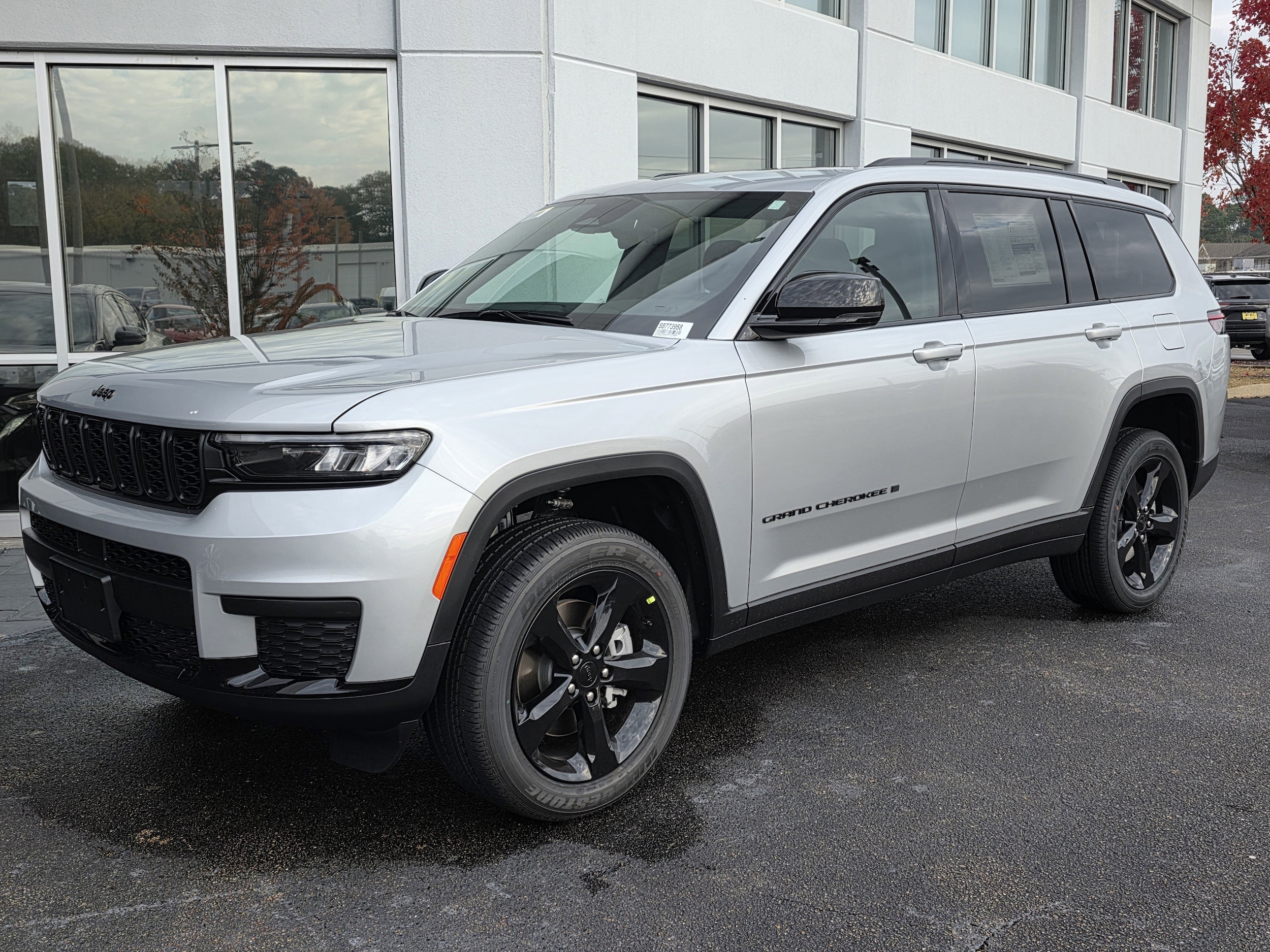 2025 Jeep Grand Cherokee L Altitude's photo