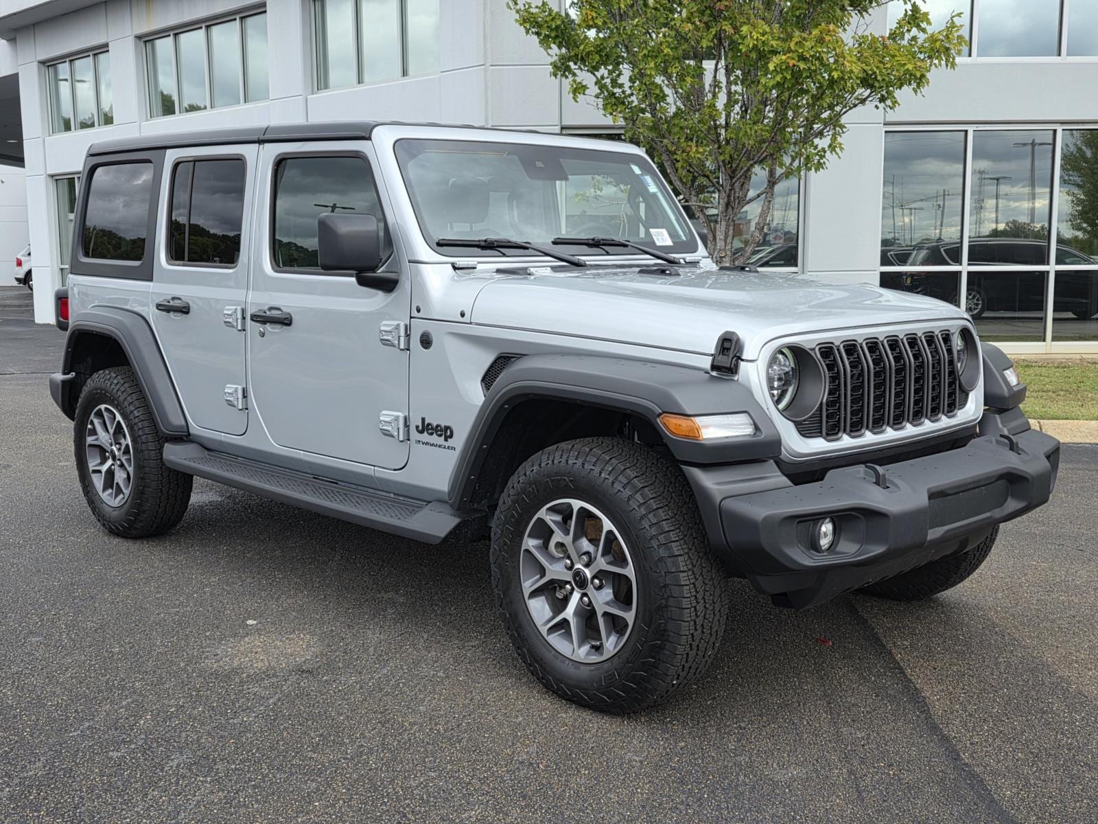 2024 Jeep Wrangler Sport Utility 