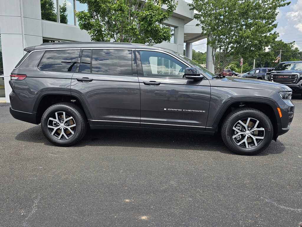 New 2025 Jeep Grand Cherokee L LIMITED 4X2 Sport Utility