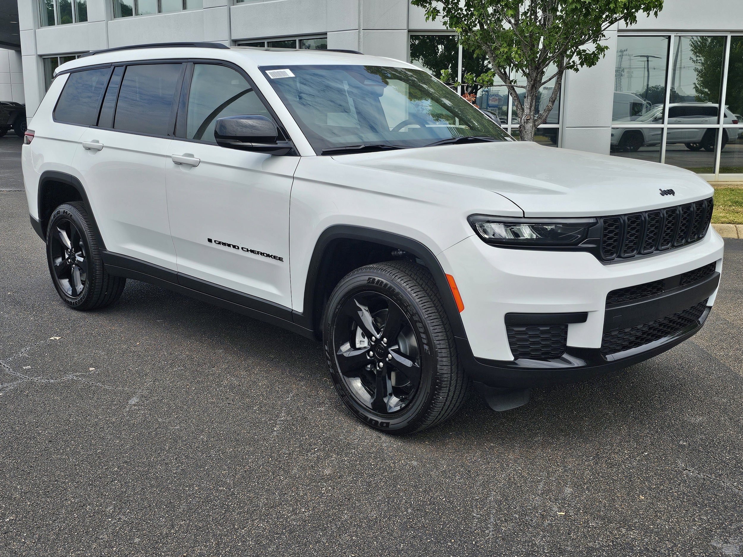 2025 Jeep Grand Cherokee Sport Utility 