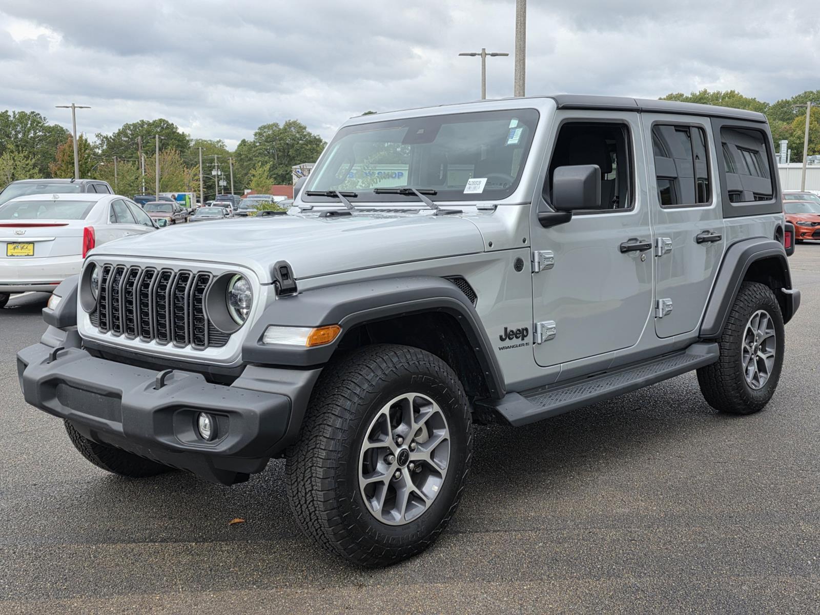 2024 Jeep Wrangler Sport S photo 3
