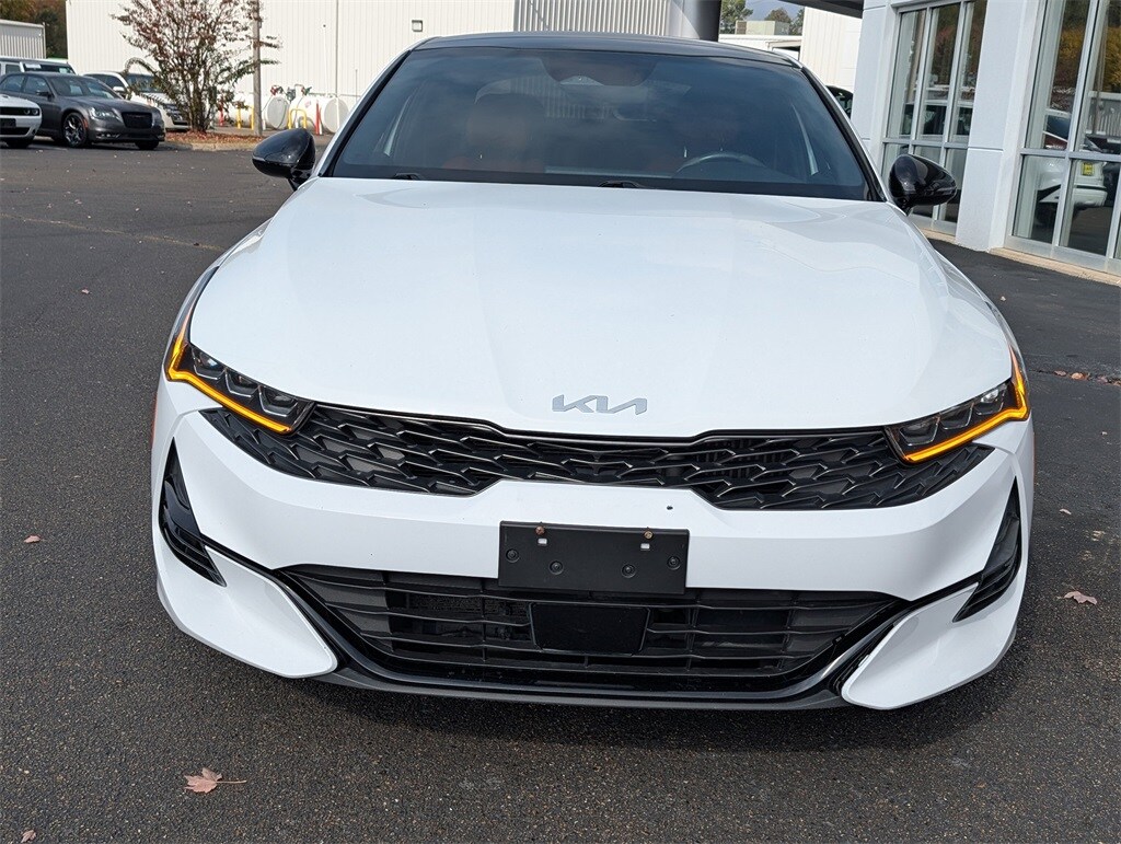 2022 Kia K5 GT-Line photo 2
