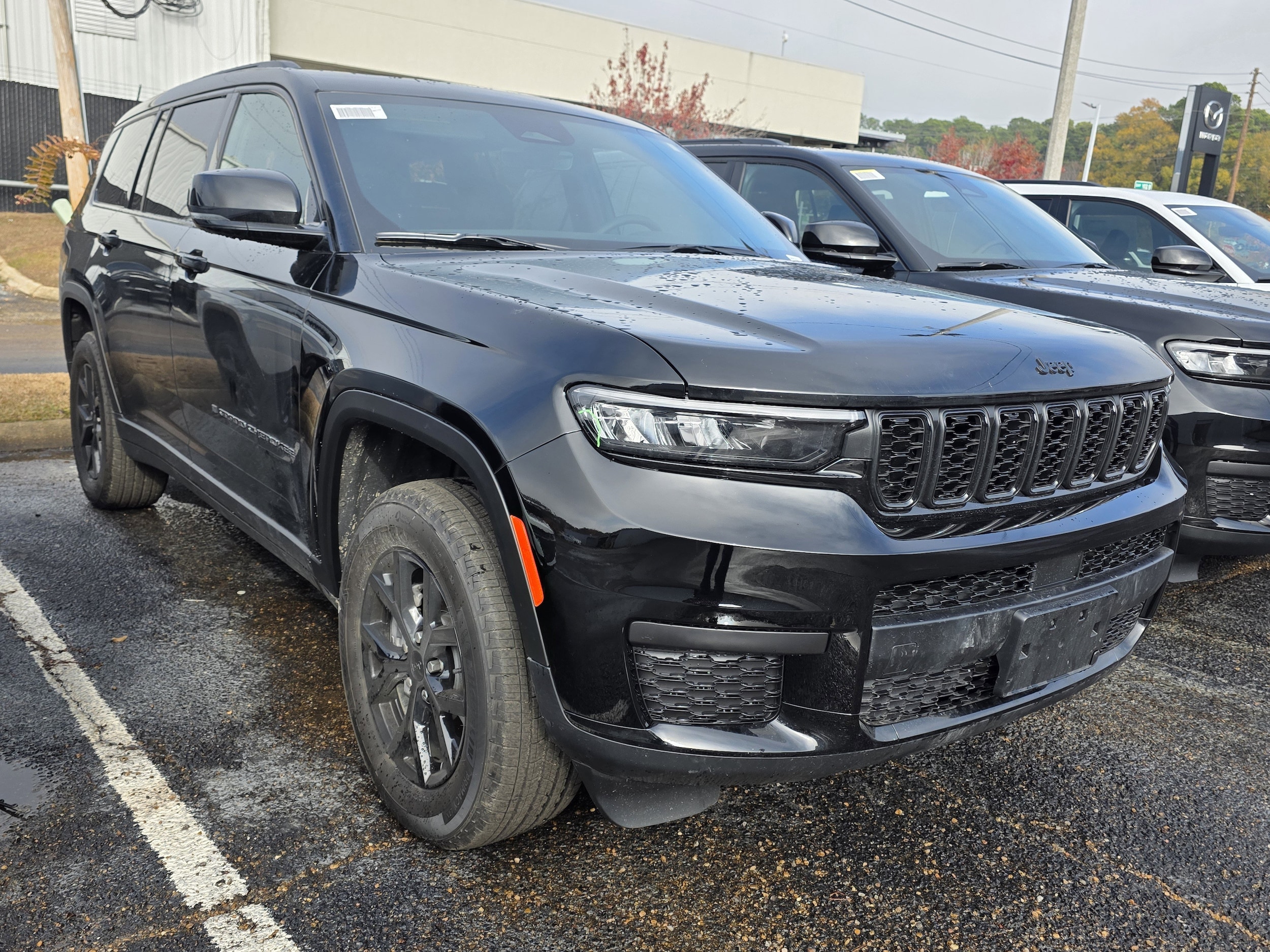 2025 Jeep Grand Cherokee L Altitude's photo