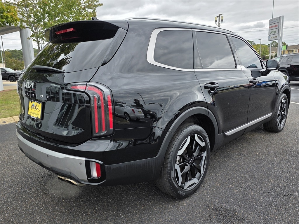 Used 2023 Kia Telluride EX Sport Utility