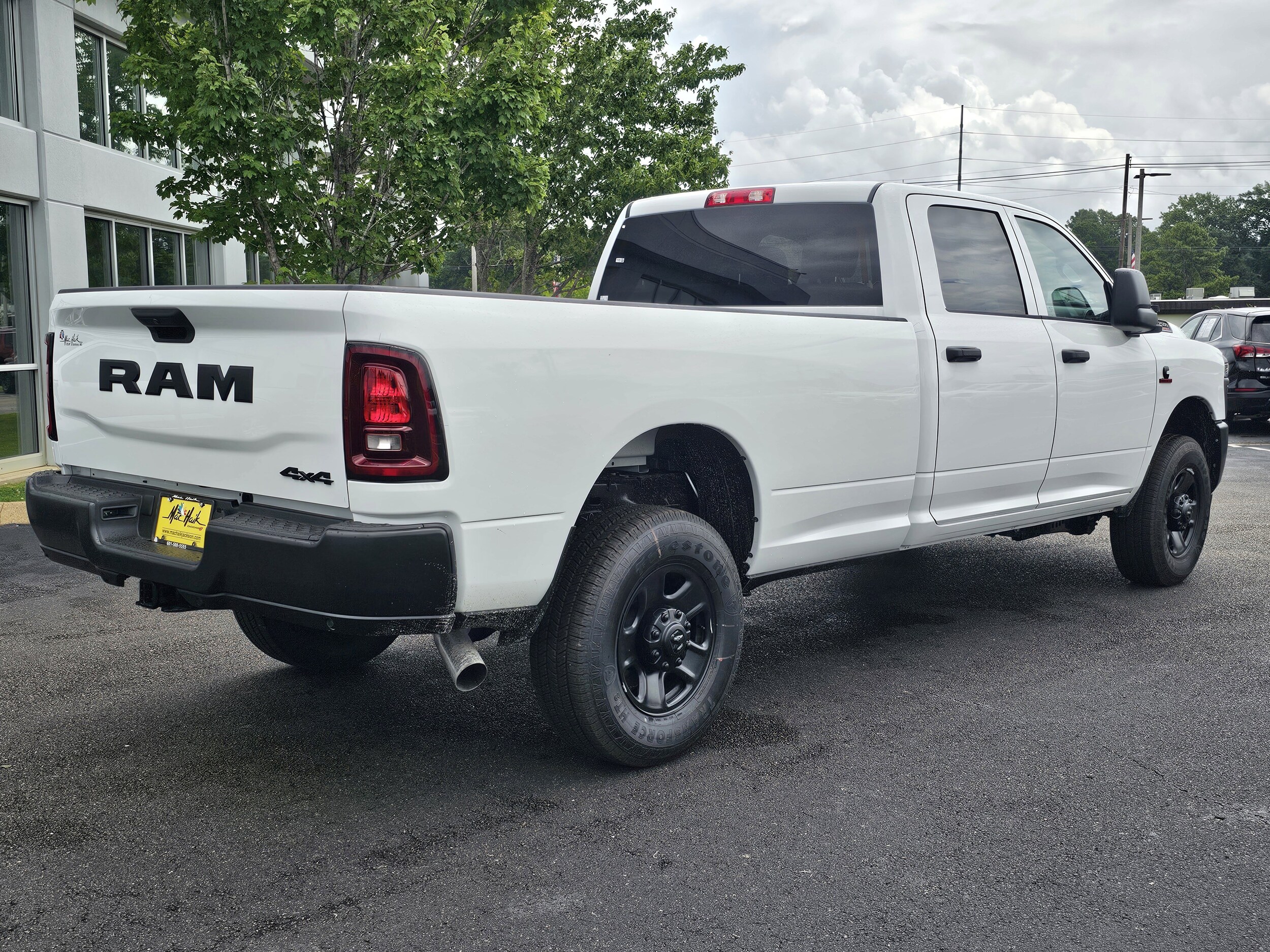2025 Ram 2500 Tradesman photo 4