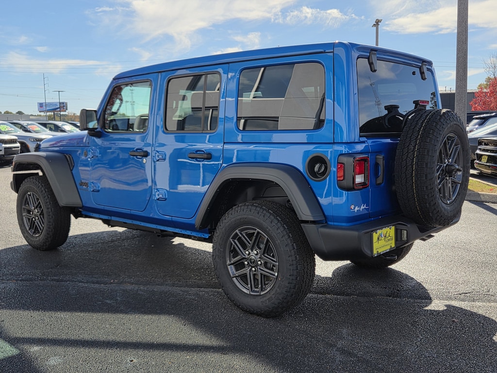 New 2026 Jeep Wrangler 4-DOOR SPORT S Sport Utility