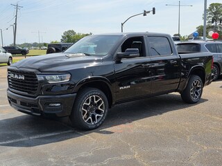 2026 Ram 1500 LARAMIE CREW CAB 4X4 5'7 BOX Pickup RAM Commercial Jackson, MS
