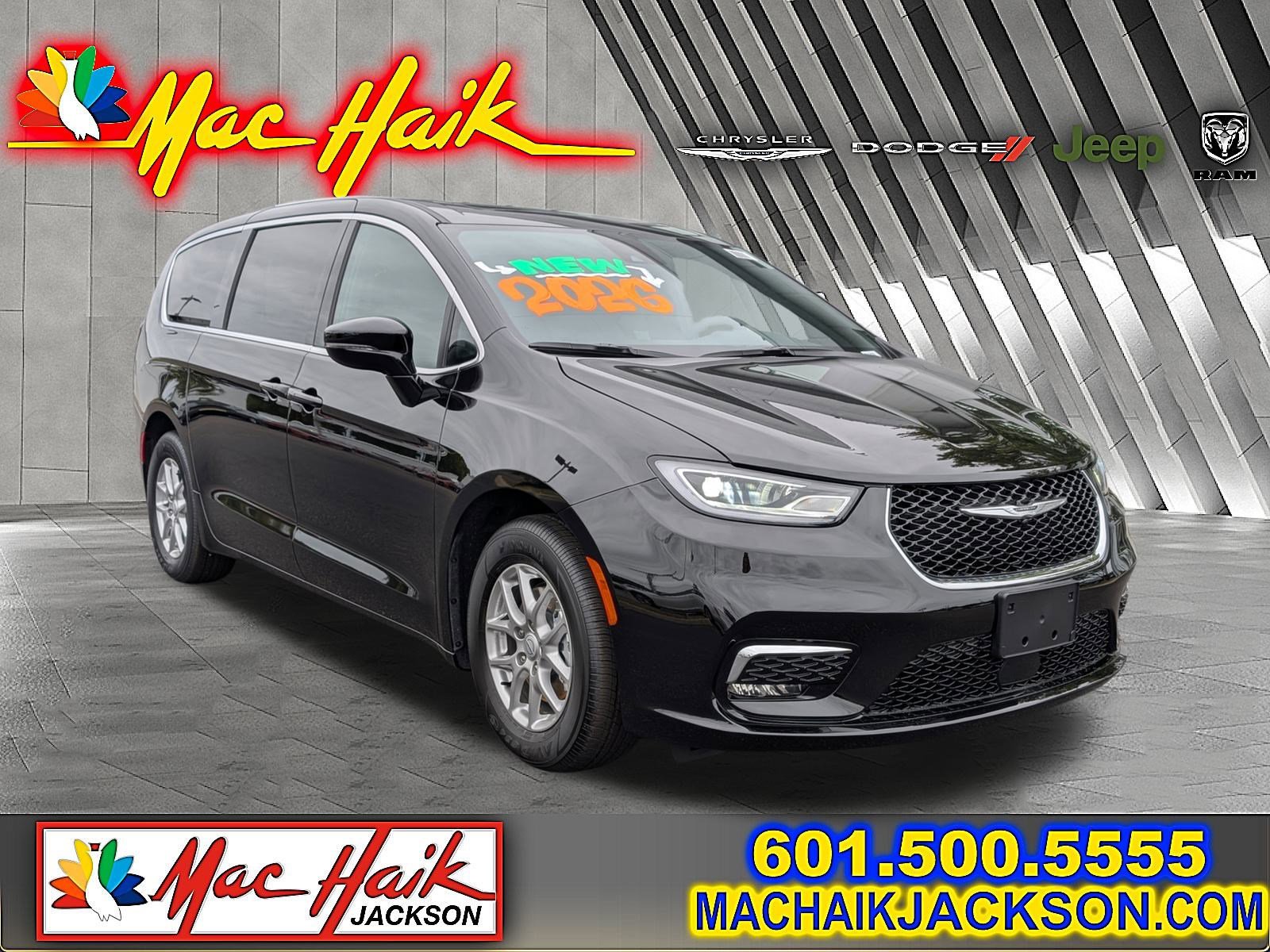 2026 Chrysler Pacifica Select's photo