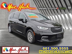 2026 Chrysler Pacifica SELECT Passenger Van