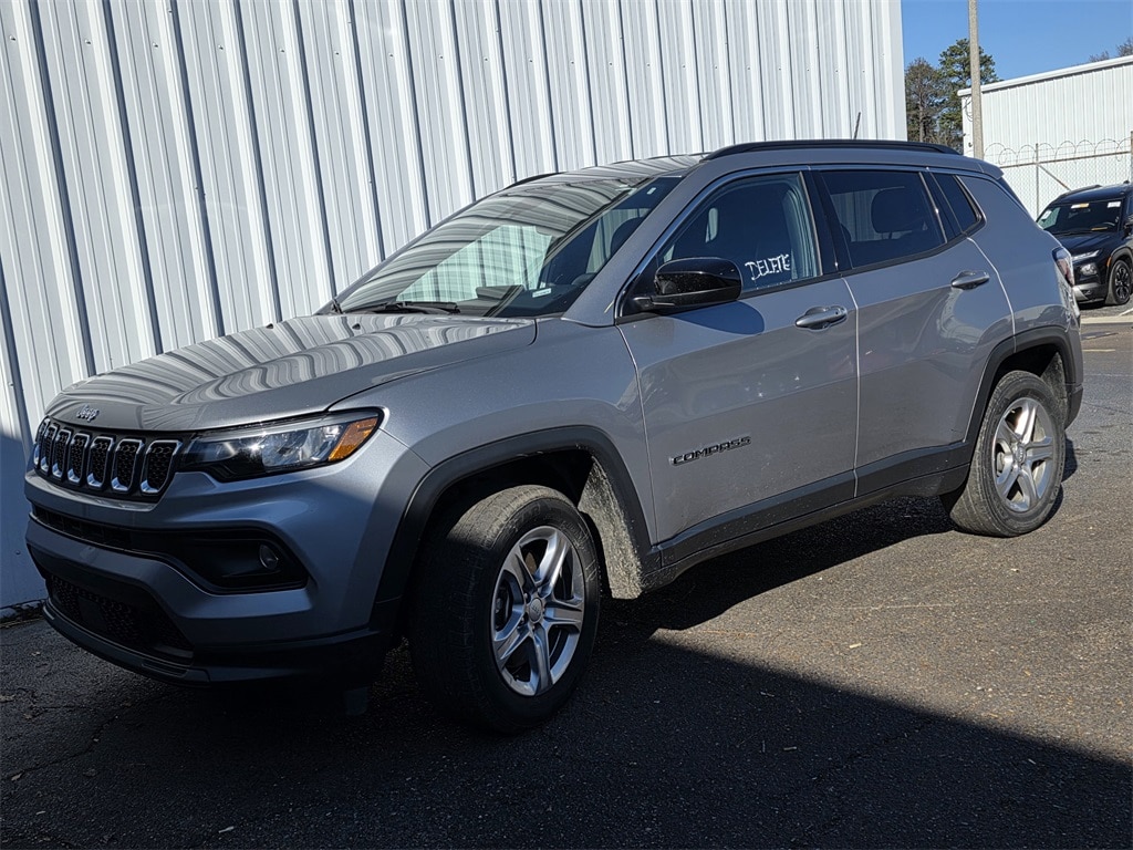 2024 Jeep Compass Latitude's photo