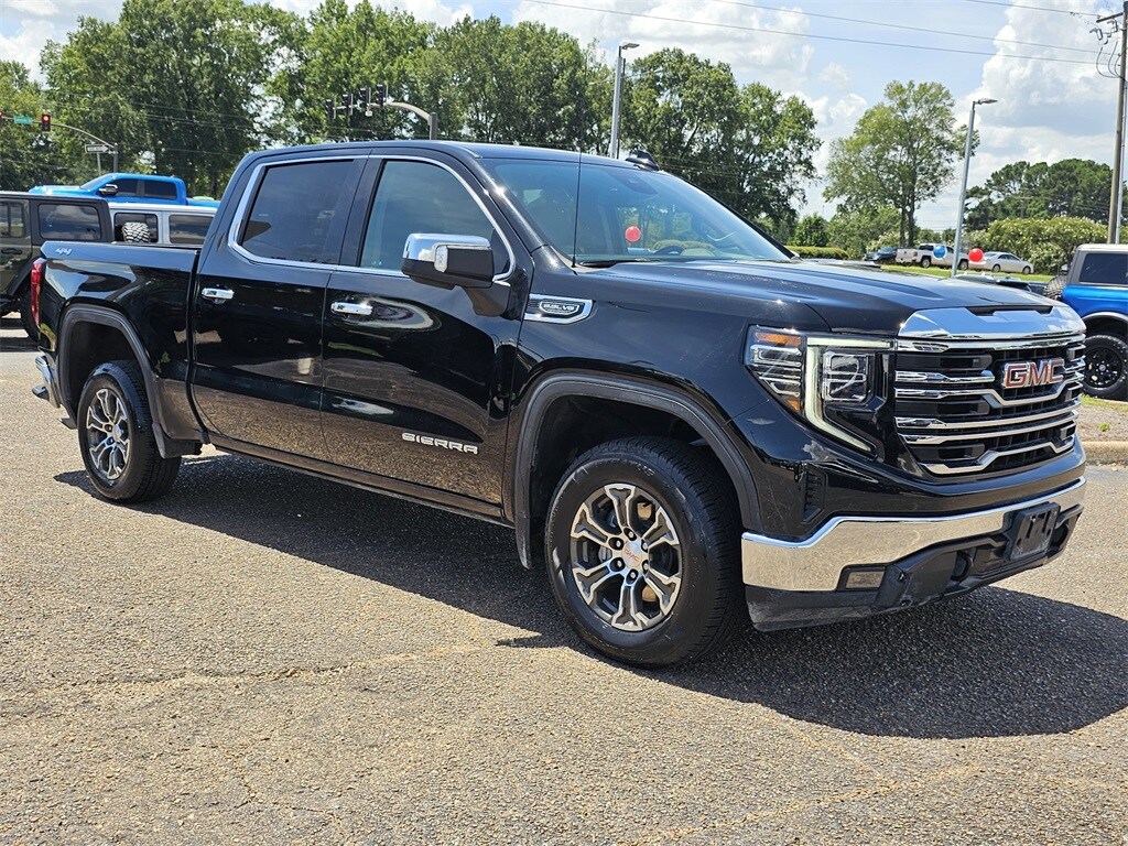 2024 Gmc Sierra 1500 SLT photo 3