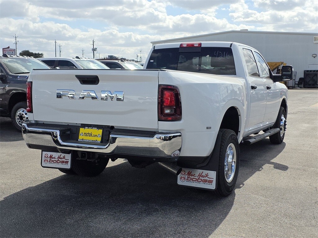 New 2026 Ram 3500 TRADESMAN CREW CAB 4X2 8' BOX Pickup