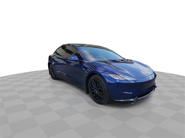 2025 Tesla Model 3 Long Range photo 2