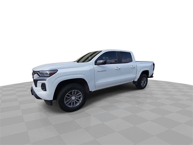 2023 Chevrolet Colorado LT photo 4