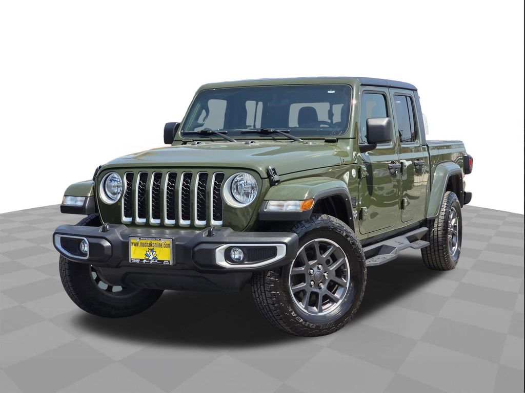 2022 Jeep Gladiator Overland's photo