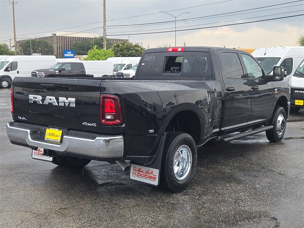 2026 Ram 3500 Tradesman photo 3